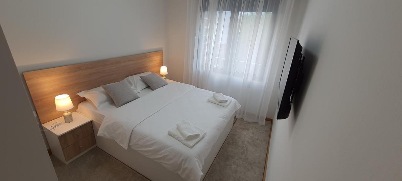 Luxury Apartment Stefanija Tivat Bagian luar foto