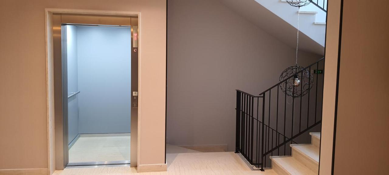 Luxury Apartment Stefanija Tivat Bagian luar foto